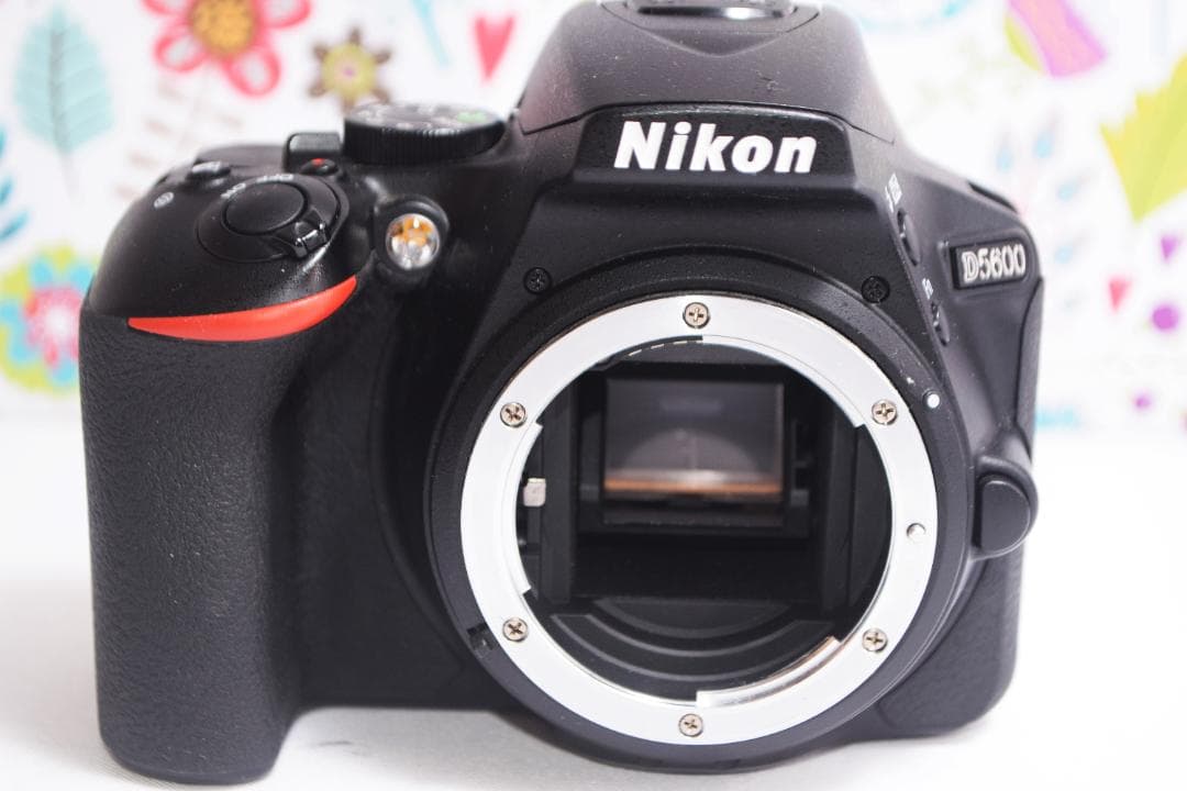 スマホ転送機能付☆Nikon D5600☆レンズセット