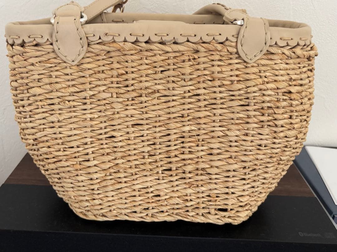 美品！かごバッグ　立体的な花　かごバッグ　花