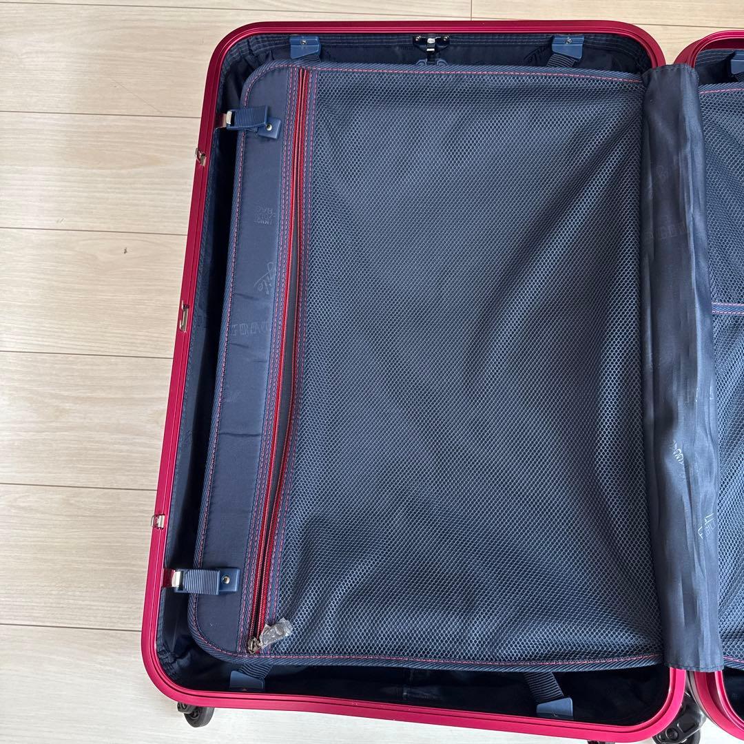 スーツケース　90L innovator イノベーター　キャリーケース