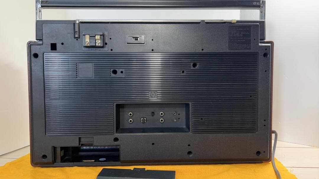 SONY レトロラジカセ　CFS-8　STEREO　ZILBA’P　　テープ