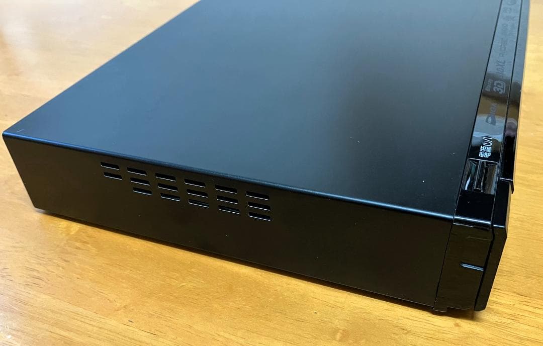 ☆中古美品 Panasonic DMR-BWT560 ブルーレイレコーダー+α☆