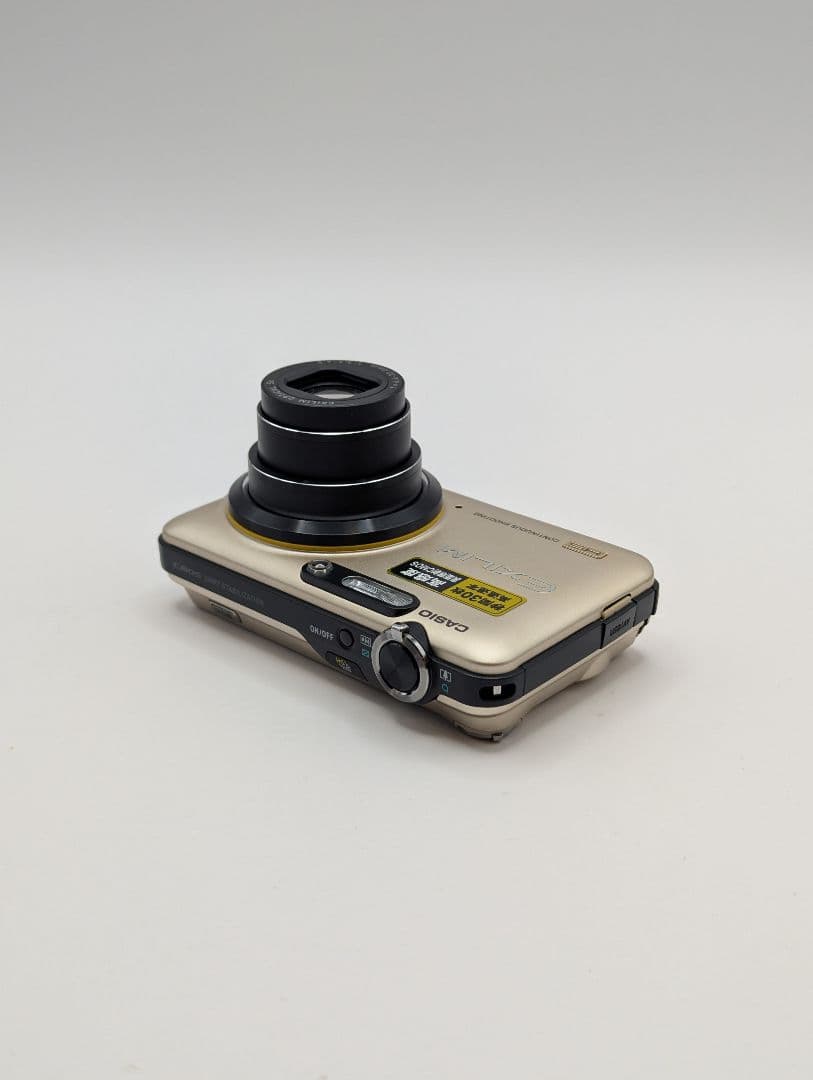 CASIO EXILIM EX-FC150 ゴールド