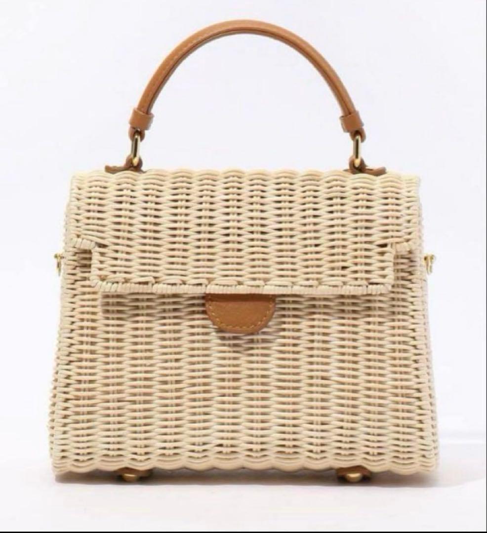 週末限定　雑誌多数掲載　ほぼ未使用　トマソカンダリア 2way かごバック