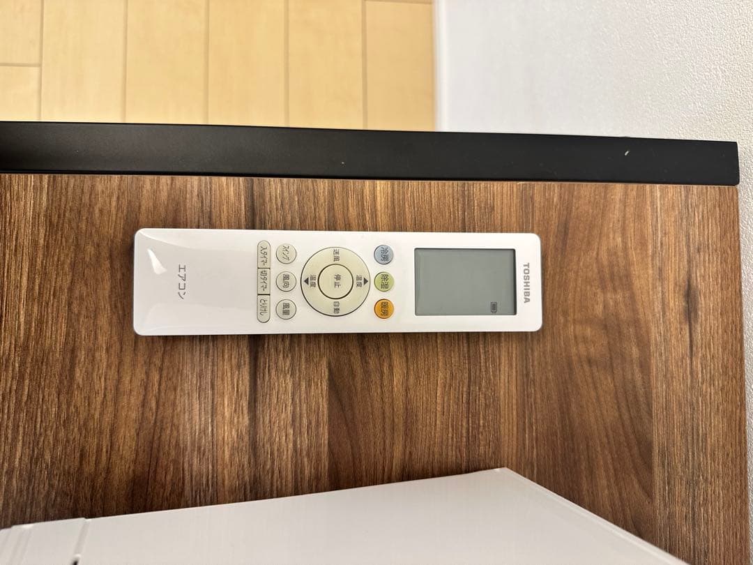 東芝エアコン　８畳　本体&室外機　セット品