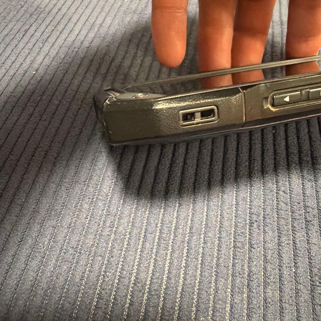 【良品】京セラ TORQUE G04 KYV46 ブラック 高耐久タフネススマホ