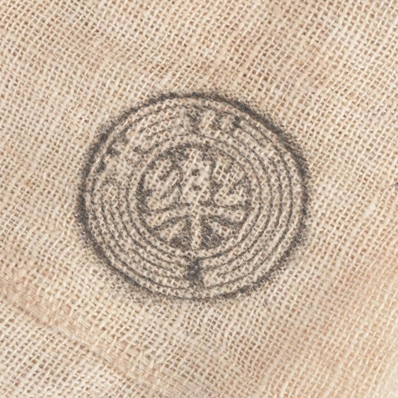 茶道具　芳幽軒　加藤石春作　赤楽茶碗　共布共箱　V　9429