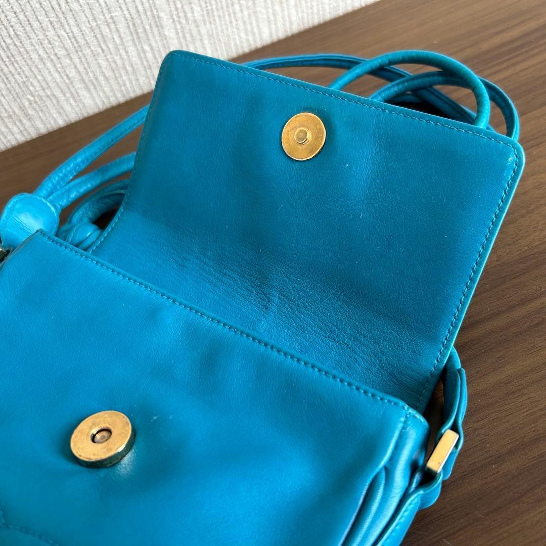 真贋済　CHANEL シャネル ブルー レザー ショルダーバッグ　ココマーク