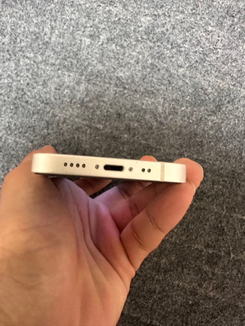 iPhone 13 mini 128GB 販売中（日本語）