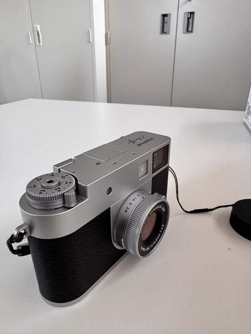 最終値下げ！早い者勝ち！FUJIFILM X half コンパクトデジタルカメラ