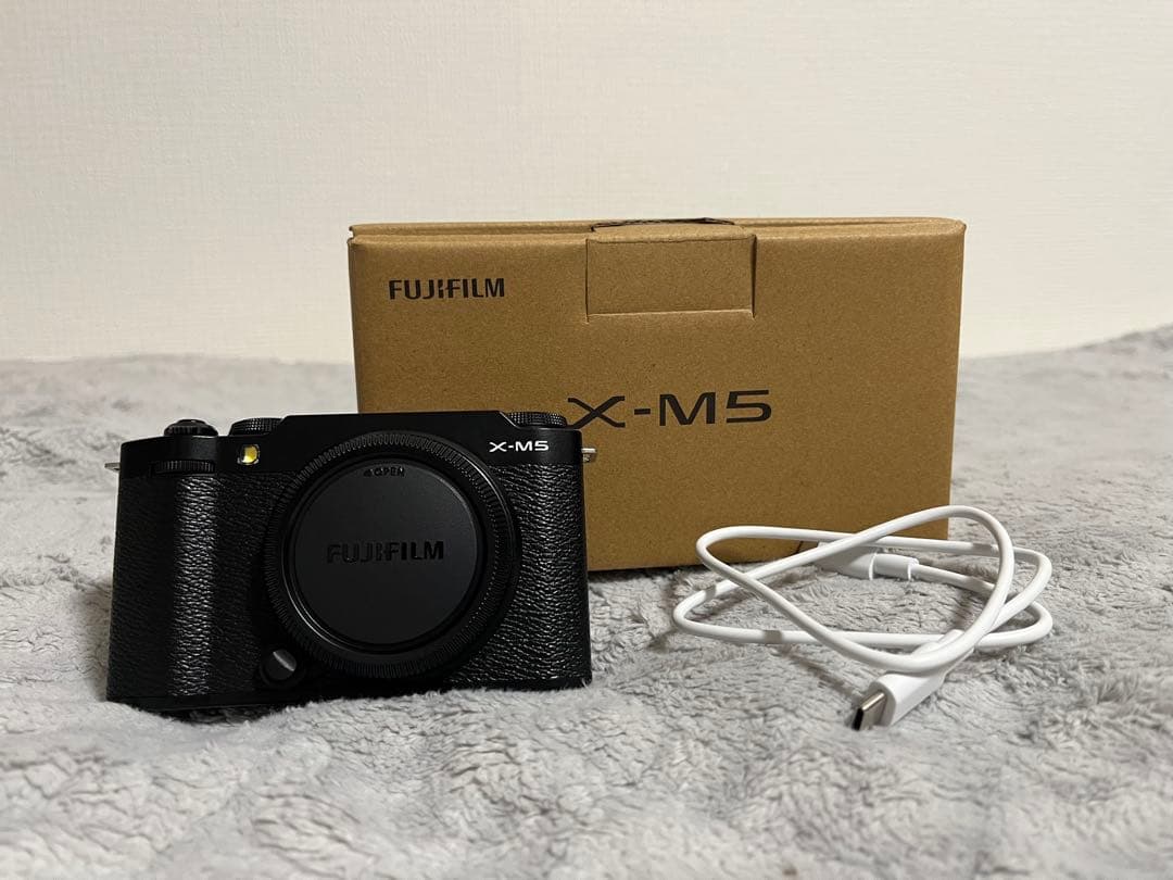 ♢美品・付属品完備♢ FUJIFILM XM5 ブラック＋FUJINONレンズ