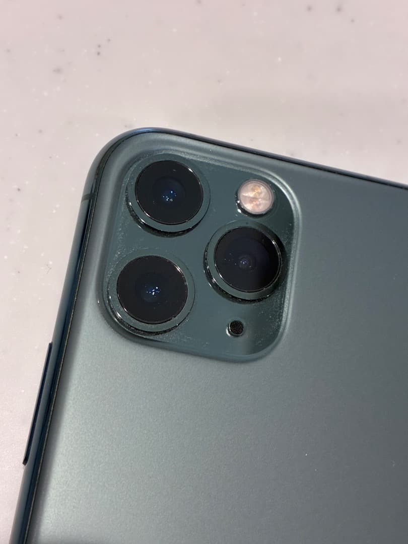 レ*ウ様 Apple iPhone 11 Pro 本体 ミッドナイトグリーン