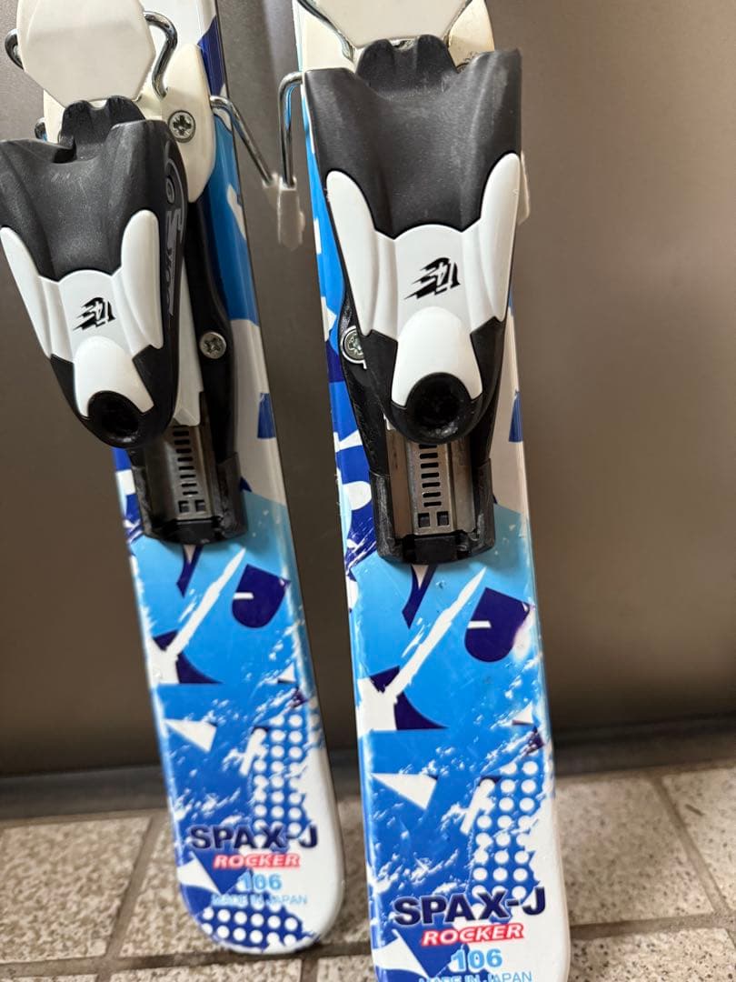 《札幌市内手渡し可能》スキー 3点セット ブーツ 板 ストック kazama