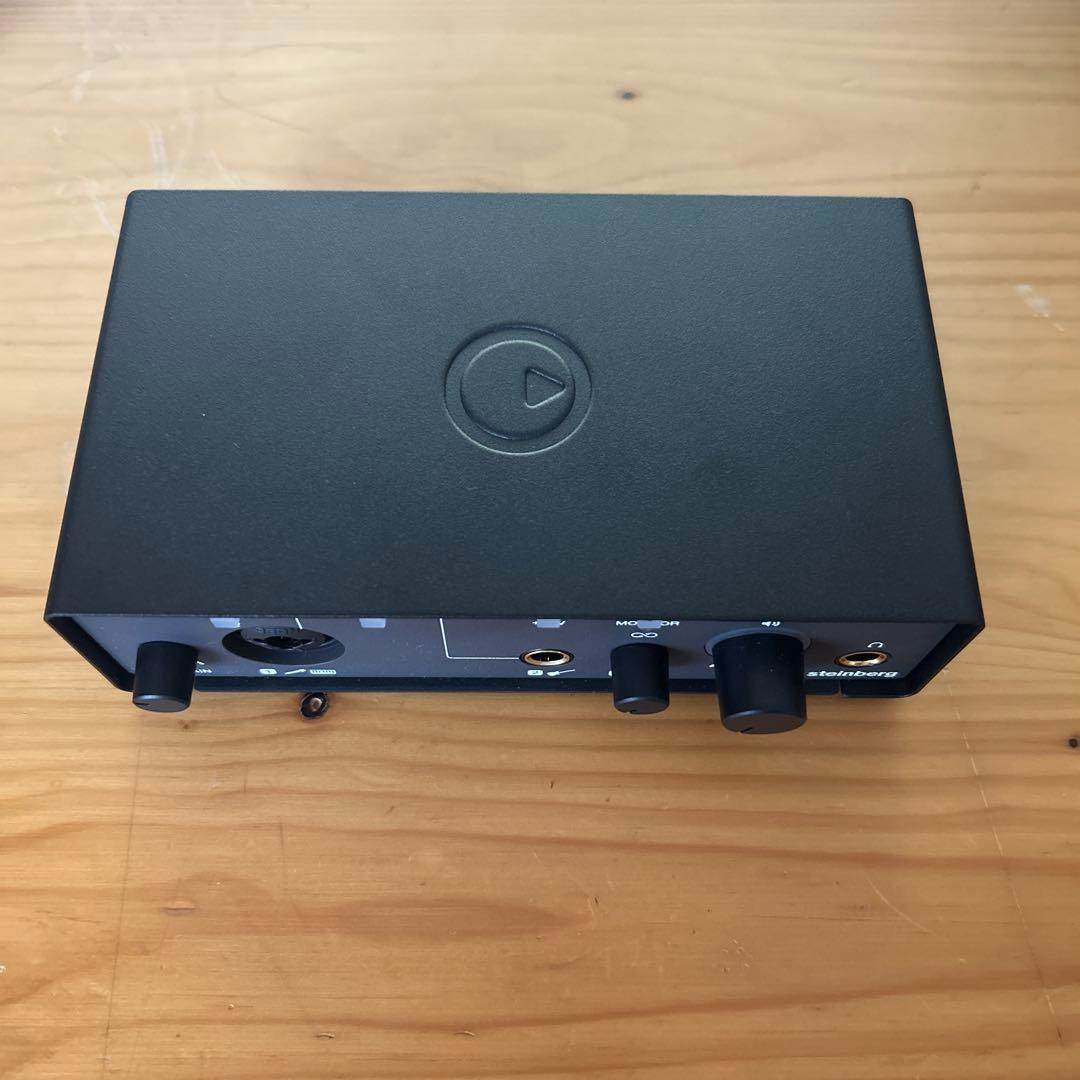 IXO12 W ホワイト　付属品完備　美品！即購入OK！送料無料！