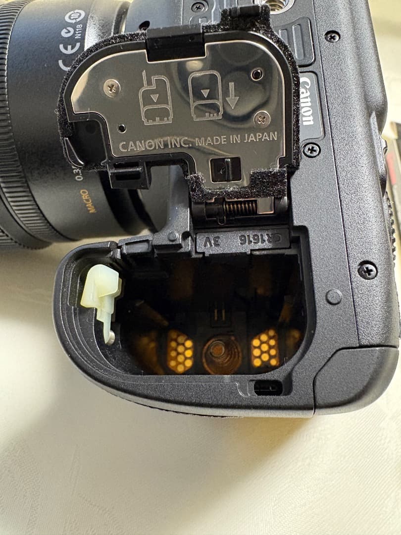 超美品 Canon EOS 7DとEF-S15-85 IS USM他一式付