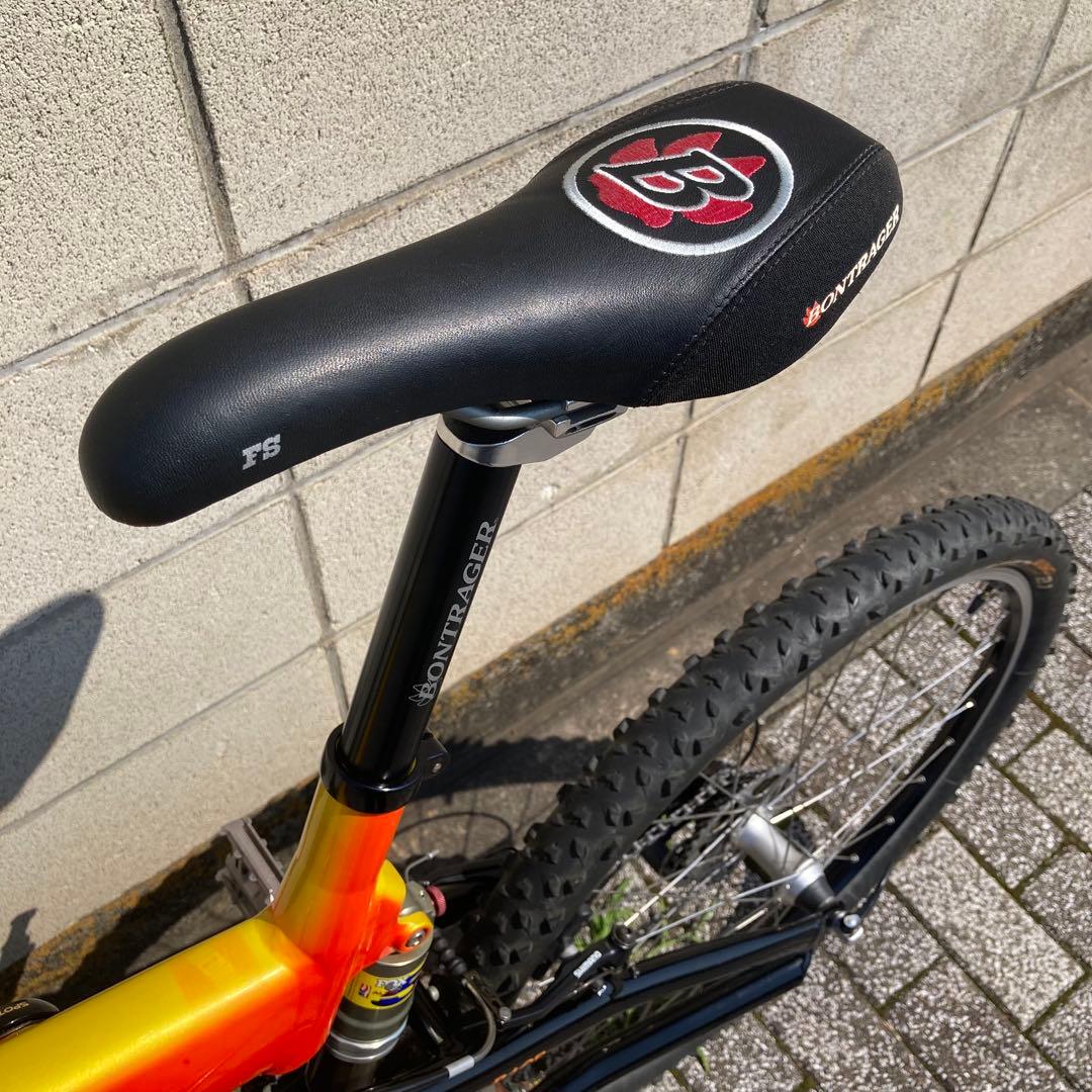 コ*ビ様 【フレーム,Fサス新品】 Mantra クライン