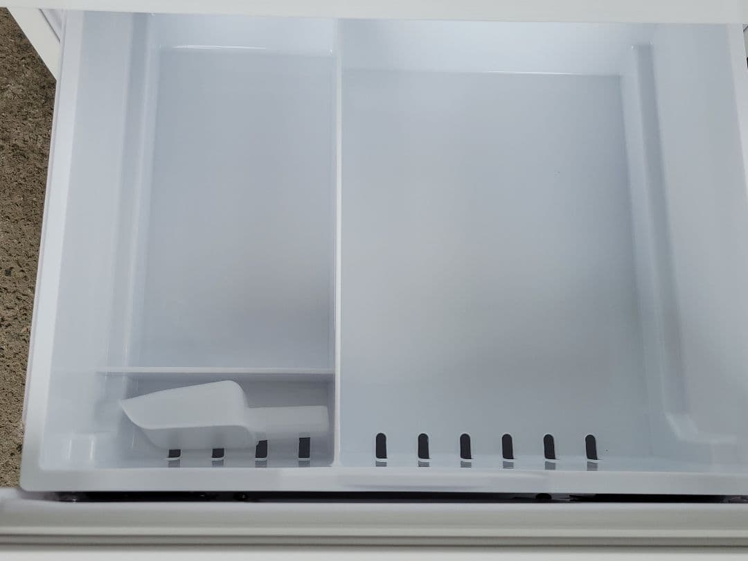 ぱんだ 日立3ドア冷凍冷蔵庫 R-V32TV(W) 315L 2024年製