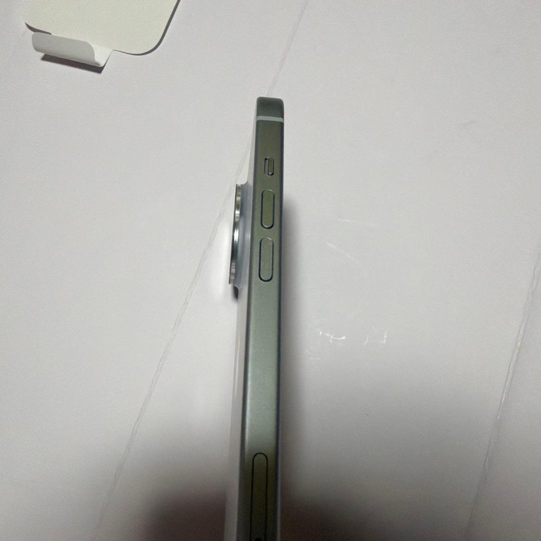 iPhone15 128GB - ホワイト (ガラスフィルム、カメラカバー付き)