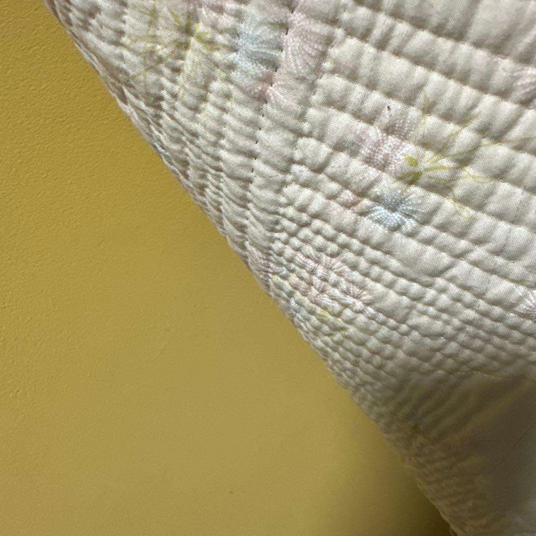 斉藤遥子さんの本を参考にしたパッチワークキルトスーちゃんの傘のタペストリー