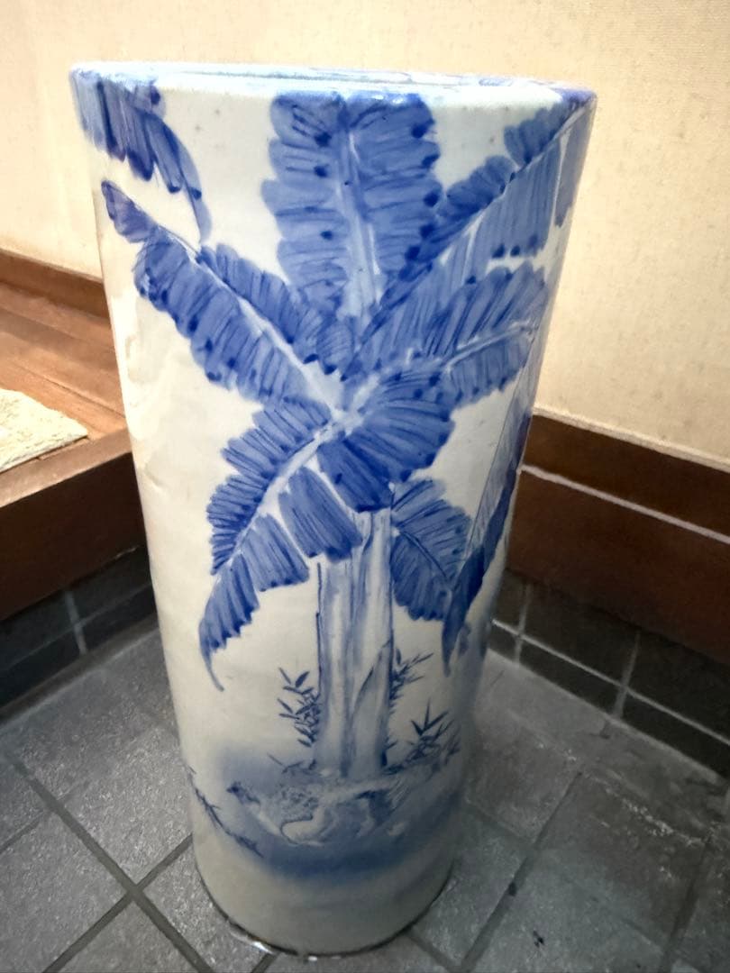 有名ブランド？陶器　傘立　巨匠作品　芸術美術　骨董　アンティーク　セレブ