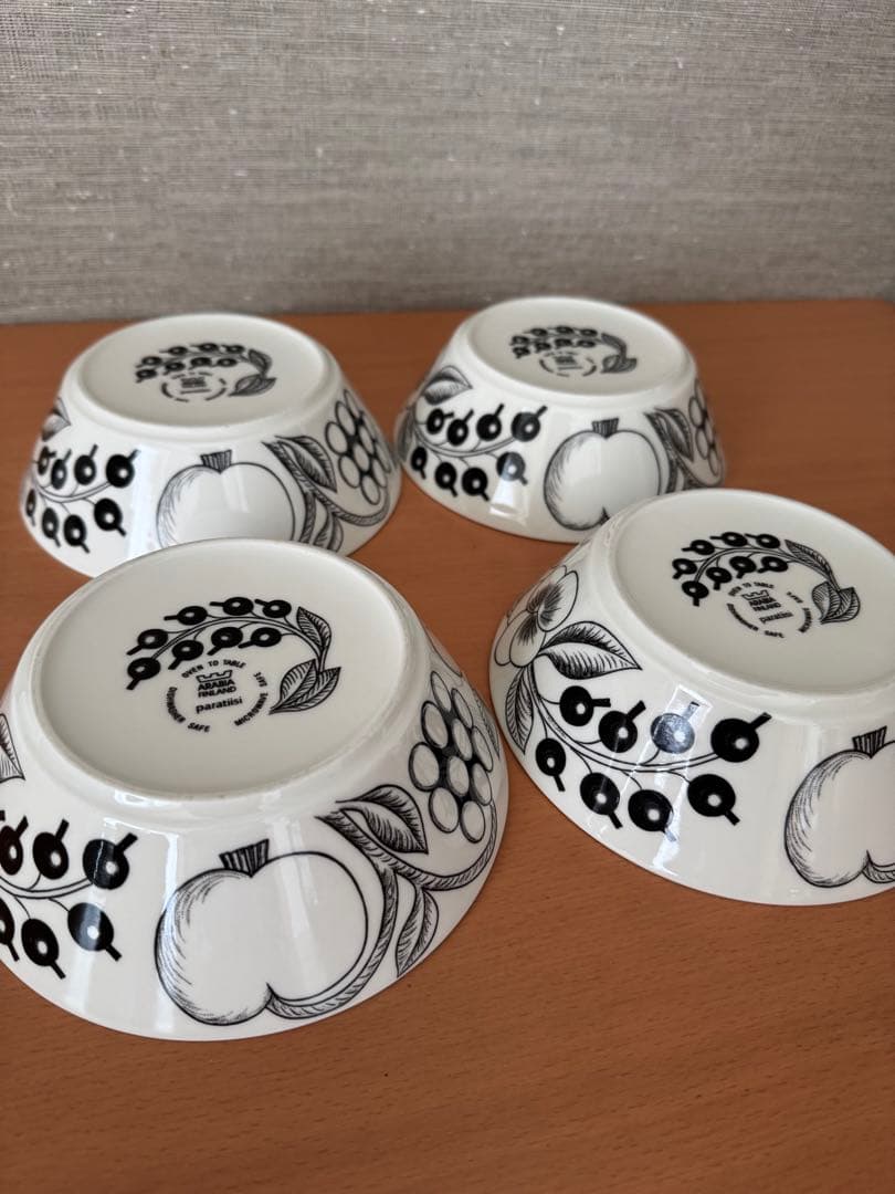 旧ロゴ　アラビア パラティッシ　ブラック スープボウル 17cm 4個セット