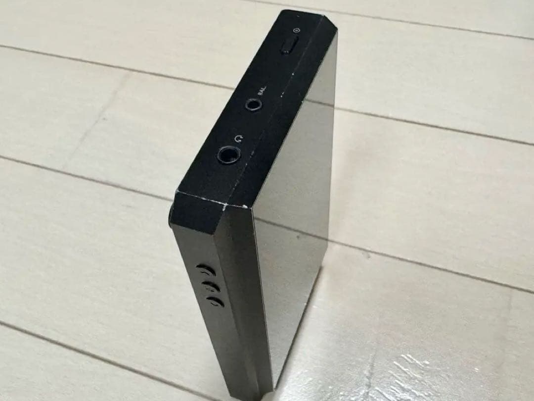 Astell & Kern AK300 i ハイレゾプレーヤー