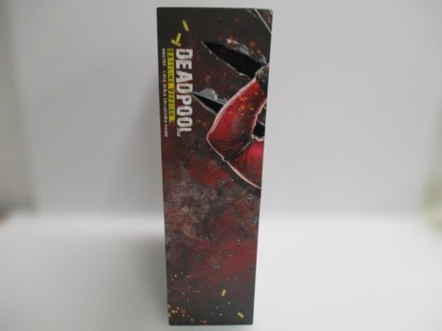 【未開封品】ホットトイズ　デッドプール　バトル版　デッドプール　& ウルヴァリン
