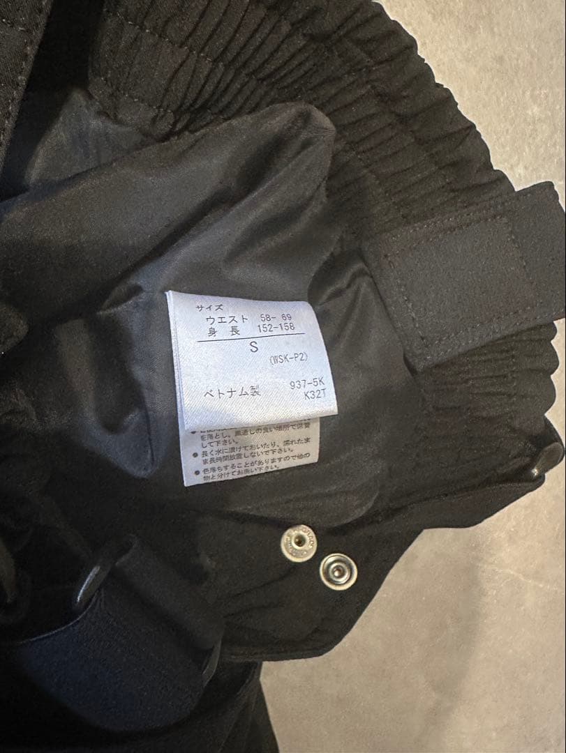 DESCENTE ホワイトスキーウェア 女性用