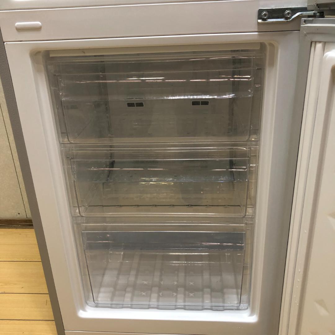 アイリスオーヤマ　最新モデル冷蔵庫　231L　88131-1-080