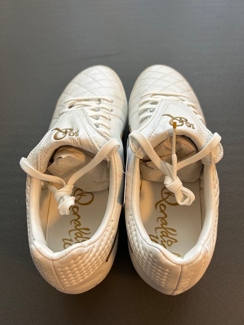 Nike 10Q サッカーシューズ・スパイク ホワイト/ゴールド　25.5cm