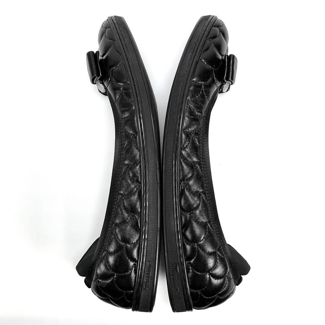 FERRAGAMO　パンプス　ヴァラリボン　キルティング　バレエシューズ