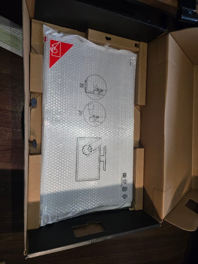 ディスプレイ・モニター本体 innocn 32M2V 4K 144Hz HDR1000