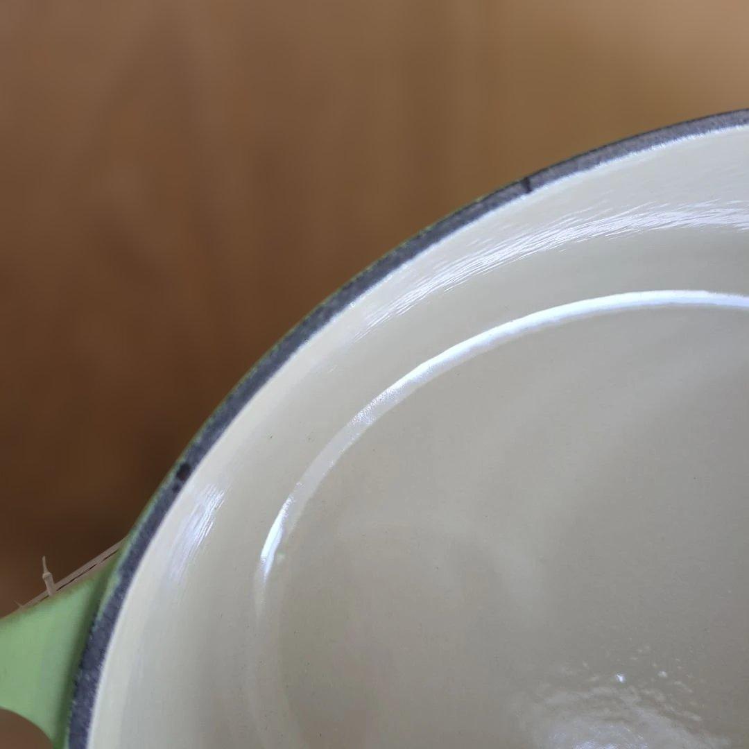 ル・クルーゼ　グリーン 25cmココットオーバル　パンプキンキャセロール