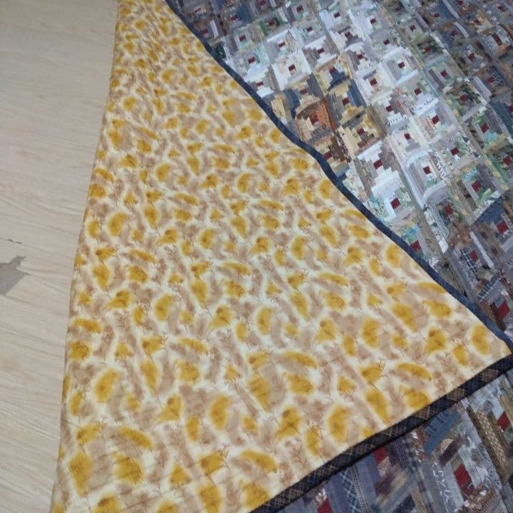 ダイヤモンドパターン パッチワークキルト