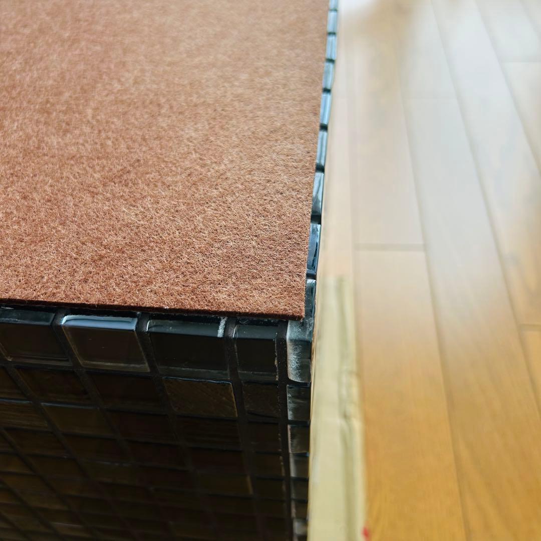 タイルキューブ　韓国インテリア　サイドテーブル ガラスモザイクタイル