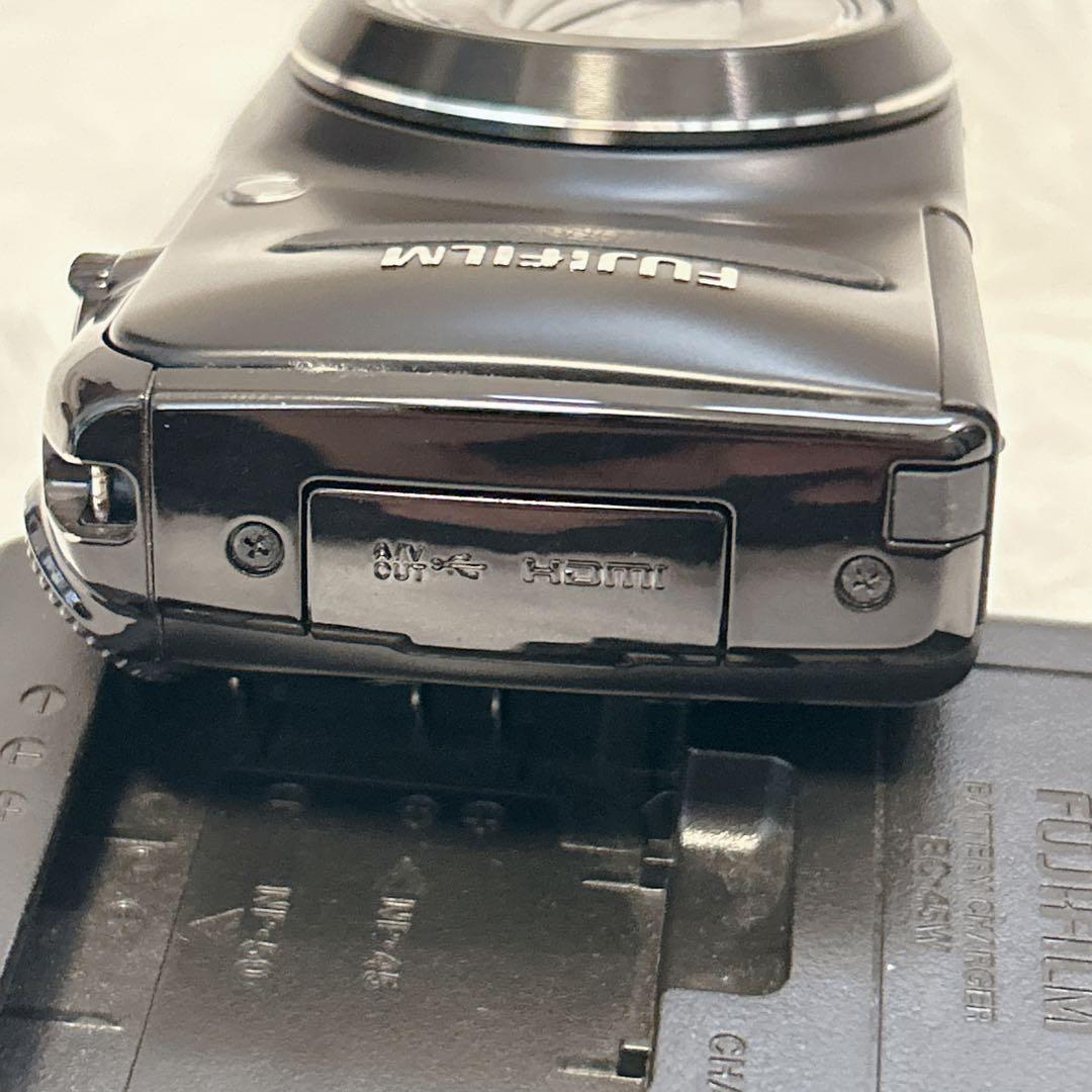【極美品】 FUJIFILM FinePix F300EXR ブラック