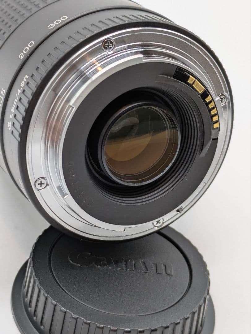 Canon EOS KissIII ダブルレンズキット フィルム カメラ