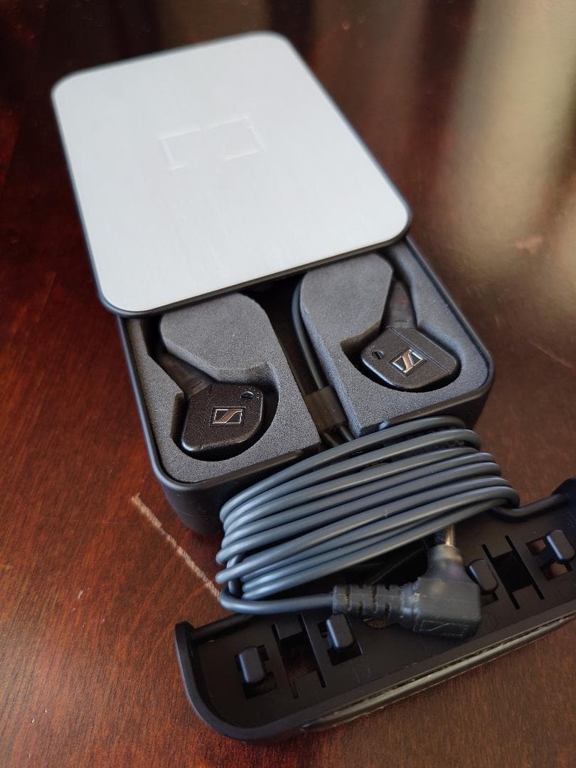 SENNHEISER IE8 ★箱あり