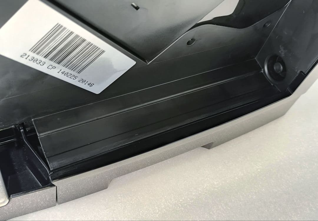 デロンギ　マグニフィカS コンパクト全自動コーヒーマシン　ECAM23210B