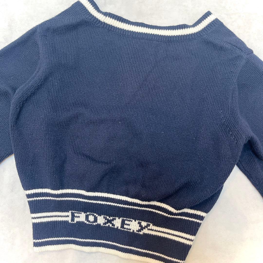 美品◆フォクシー ロゴ入りニットカーディガン ショート丈◇ネイビー フリーサイズ