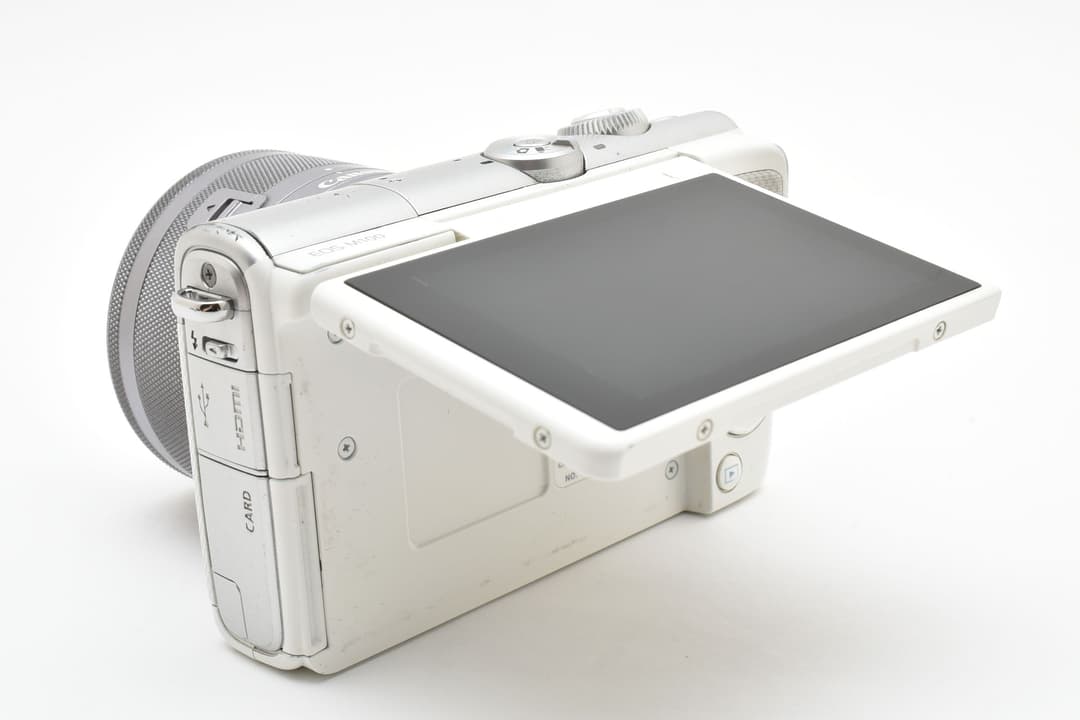 Canon EOS M100 レンズキット ≪元箱つき≫