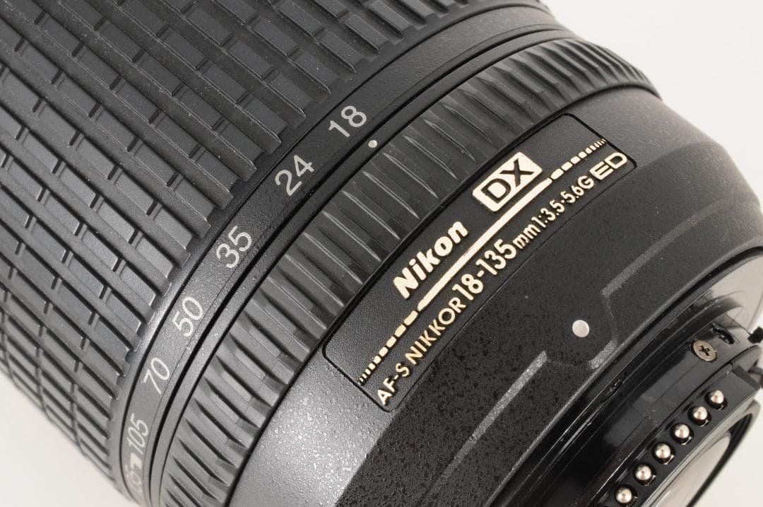 【広角＆中望遠】Nikon ニコン AF-S 18-135mm F3.5-5.6