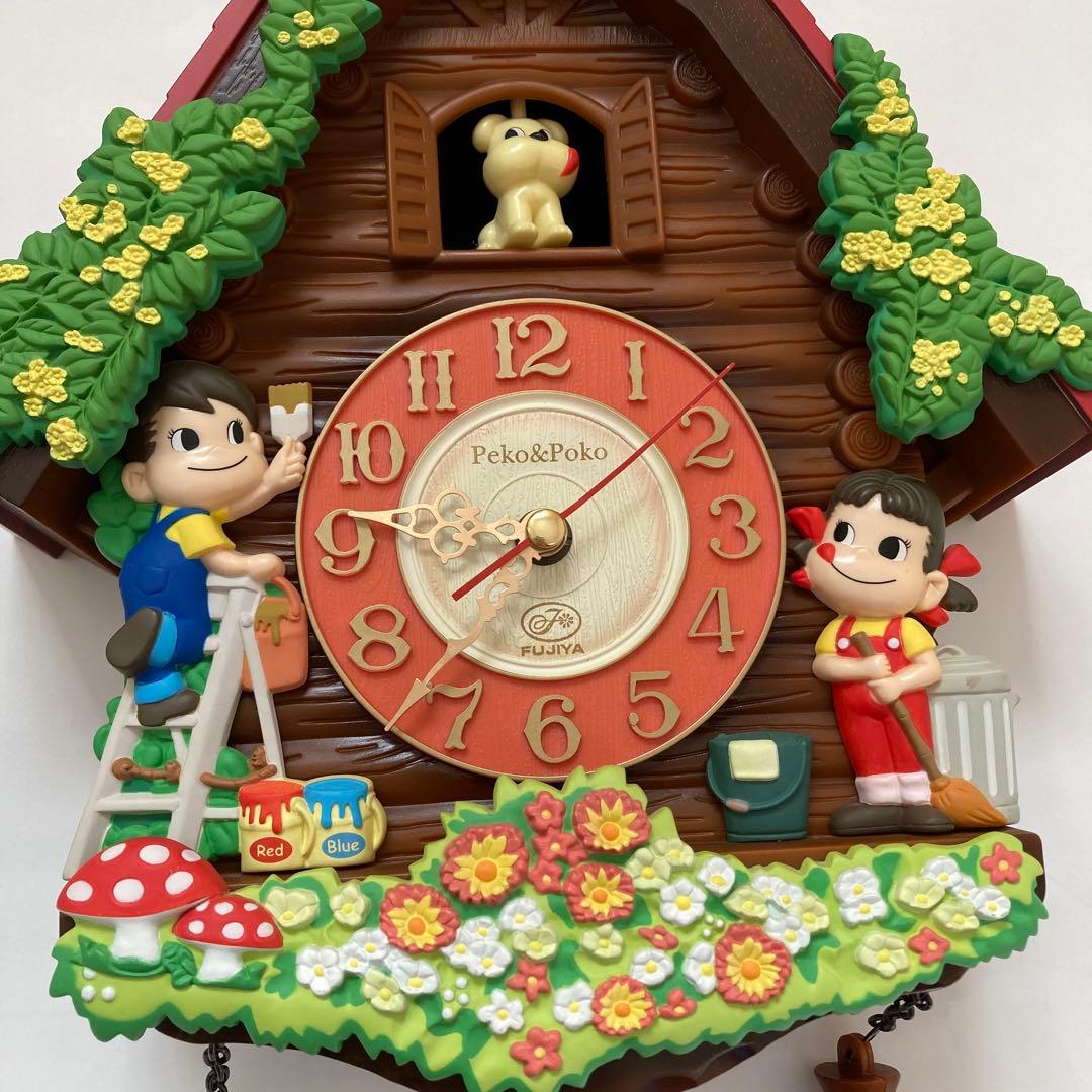 不二家　ぺこちゃん　非売品　壁掛け 時計 時報　振り子　レトロ　電池式 赤