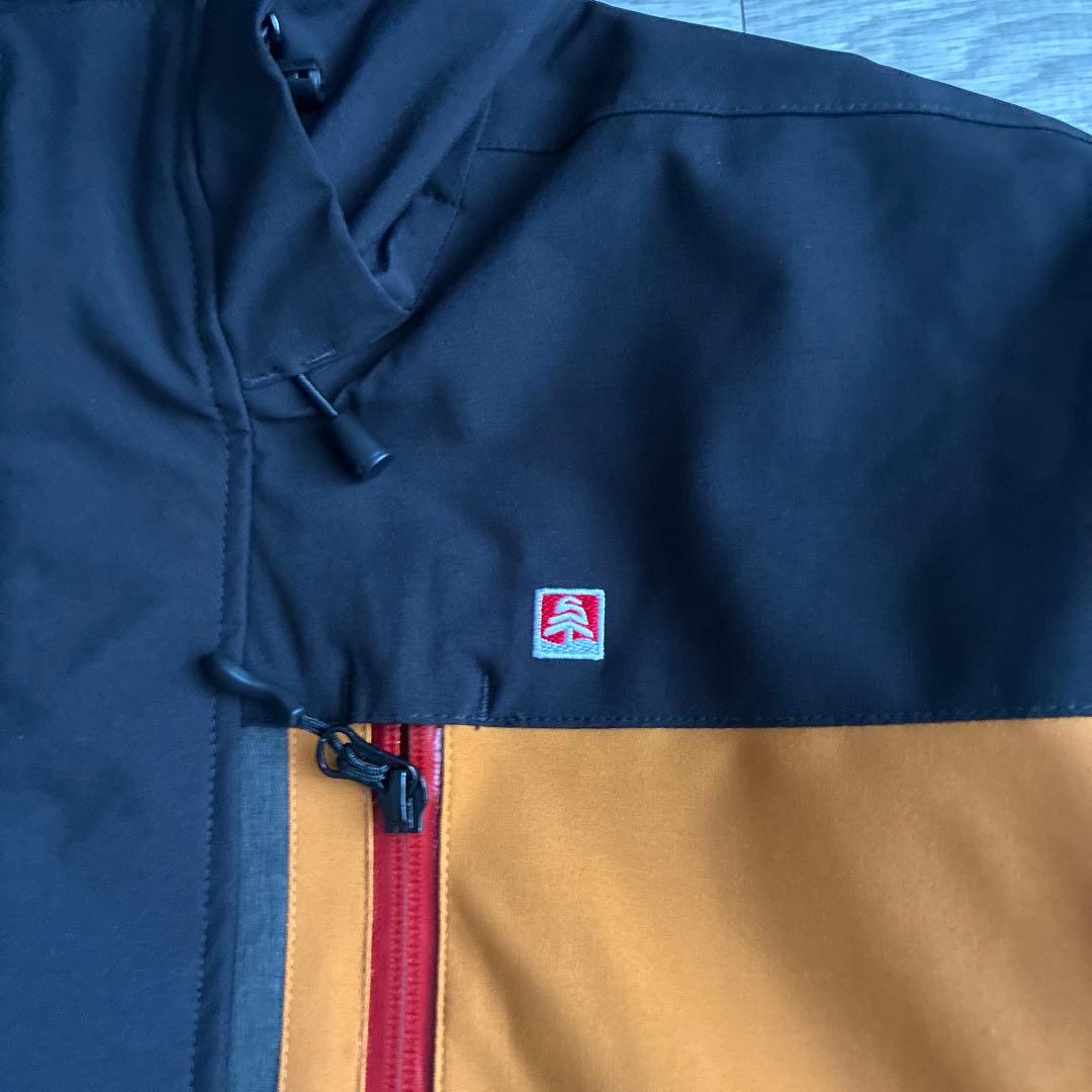 未使用 streule スキーウェア スノボードウェア ジャケット M インナ付