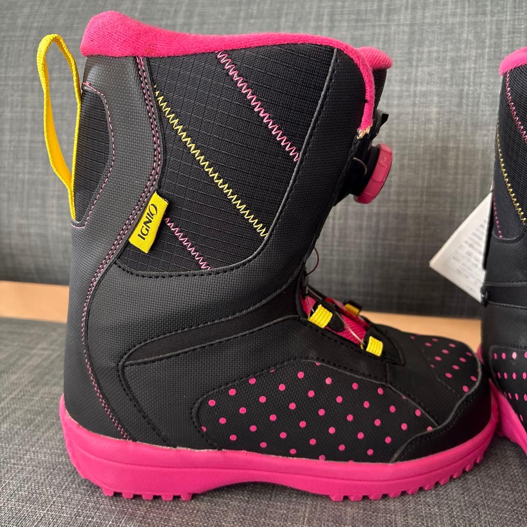 新品未使用　IGNIO スノーボードブーツ 25.0cm ブラック/ピンク