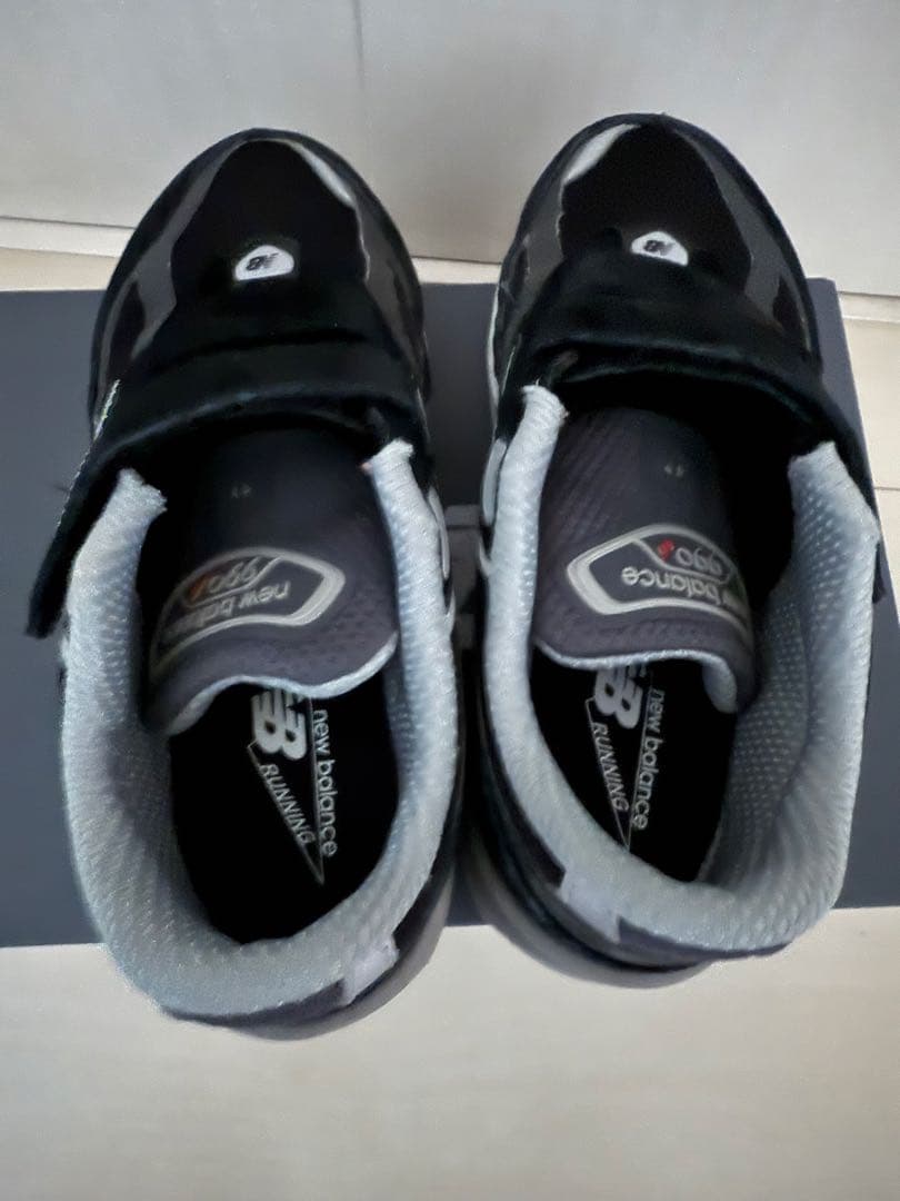 newbalancepv990BK6 21センチ