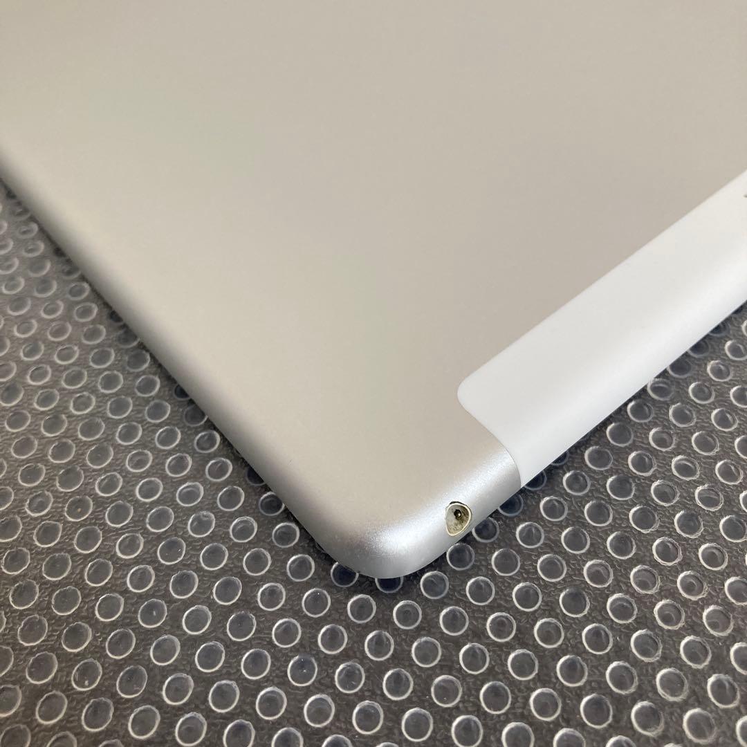 3766【早い者勝ち】iPad8 第8世代 32GB SIMフリー☆