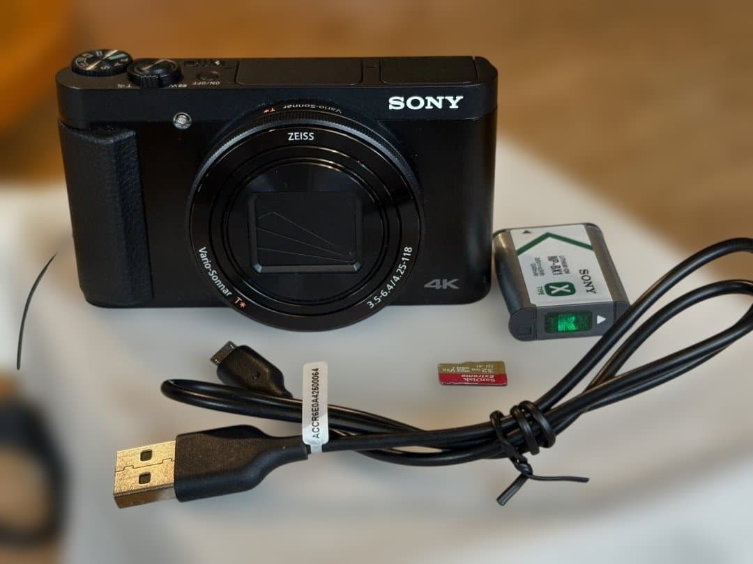 SONY 30倍ズームレンズ内蔵 DSC-HX99