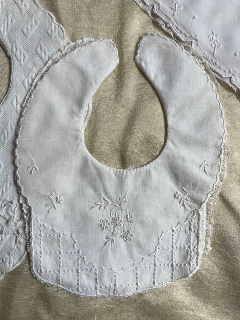 ◆SALE◆フランスアンティーク｜手作りスタイ5枚レース刺繍ドールテディベア