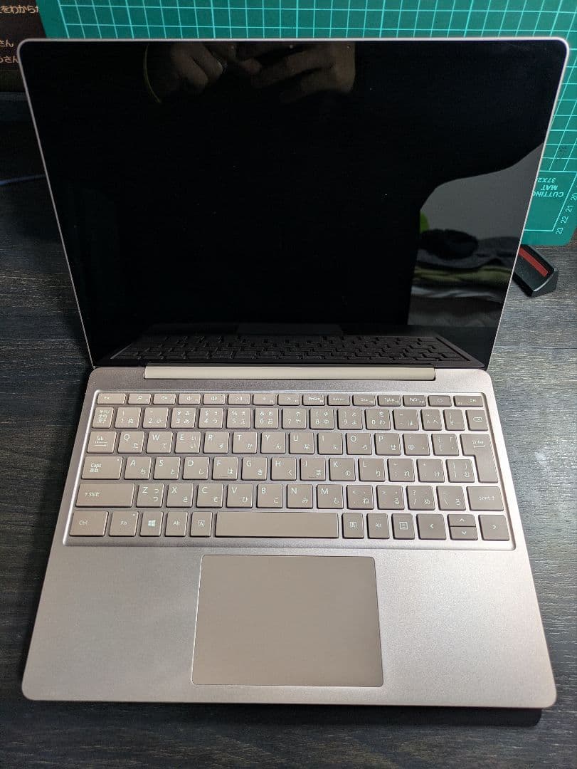 Surface Laptop Go サーフェス Corei5 8GB/256GB