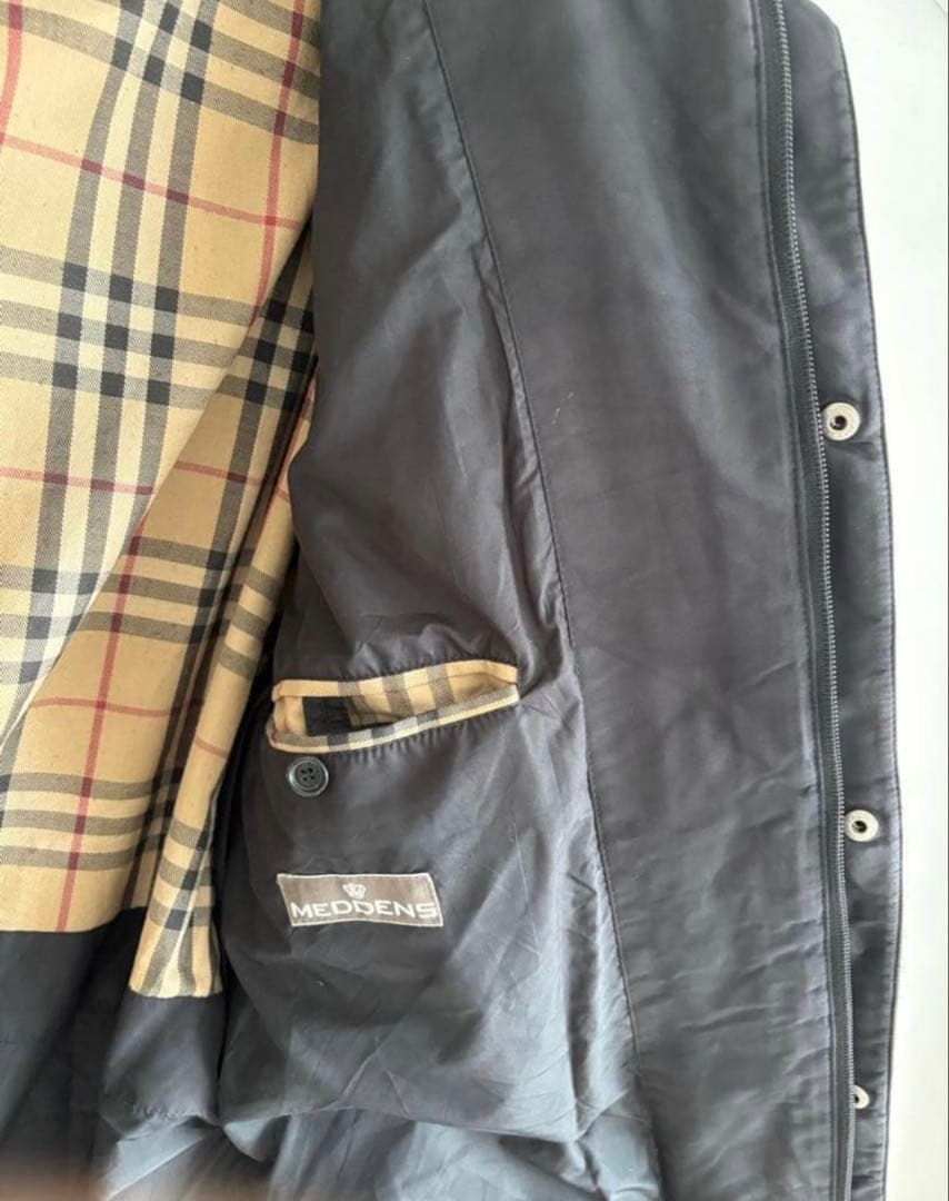 値下バーバリーロンドン 中綿入　フード付 ダウンジャケット メンズ サイズ52